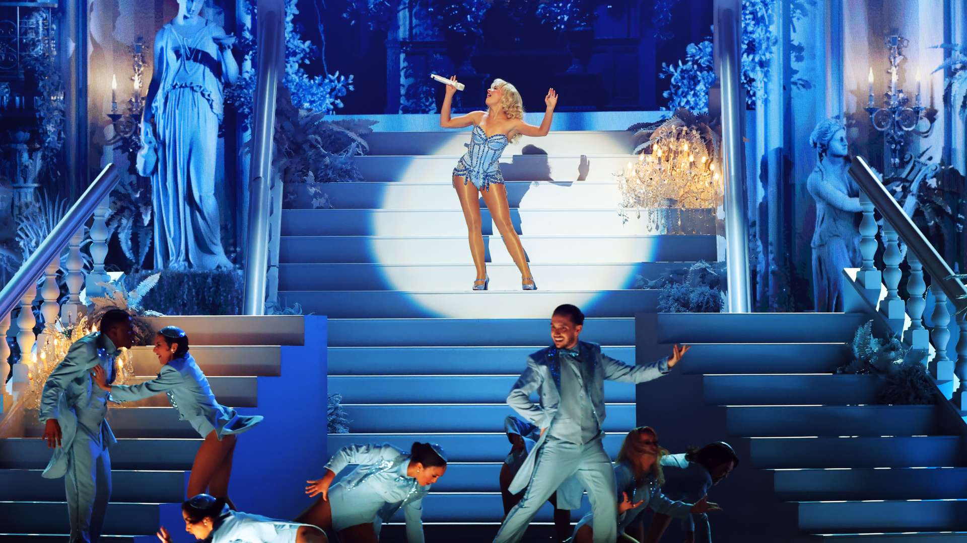 队发展的关 队发展的关